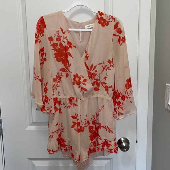 Floral romper - Picture 1 of 4